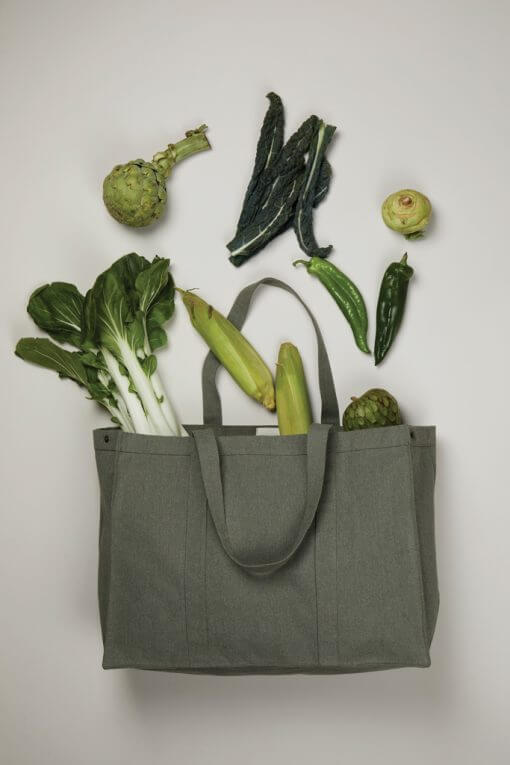 VINGA Hilo AWARE™ recycled canvas maxi tote bag - Image 17